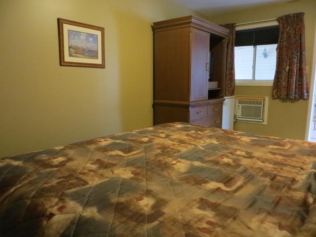 Villa Nova Motel Wasaga Beach Room photo